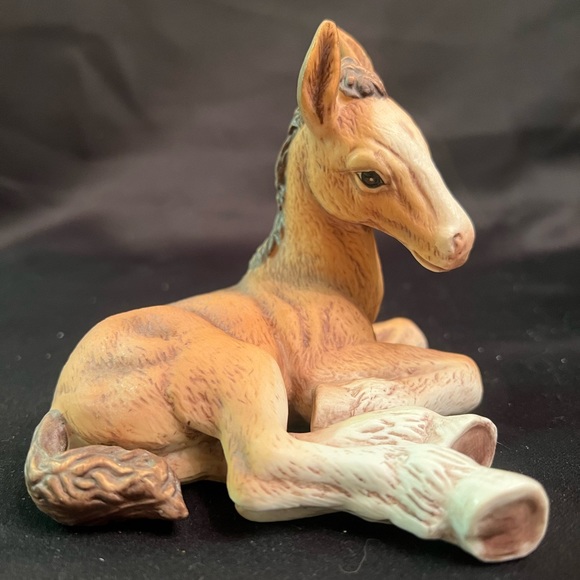 Horse figurine sculpture vtg pony foal signed artist J Brown RSL 1980 - Picture 1 of 11